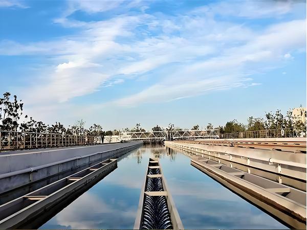 二次供水水池：為何需要每三個(gè)月清洗一次？